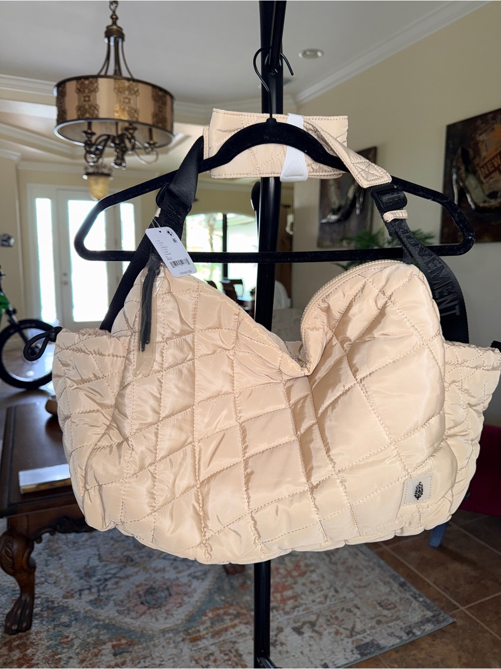 Free People Movement - Off The Path Carryall Bag - NWT - Taupe - SOLD OUT COLOR - Picture 3 of 10